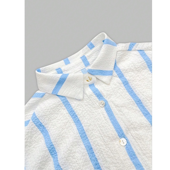 Blue on White Striped Oversized Button Down Shirt Long Sleeve - Picture 5 of 6